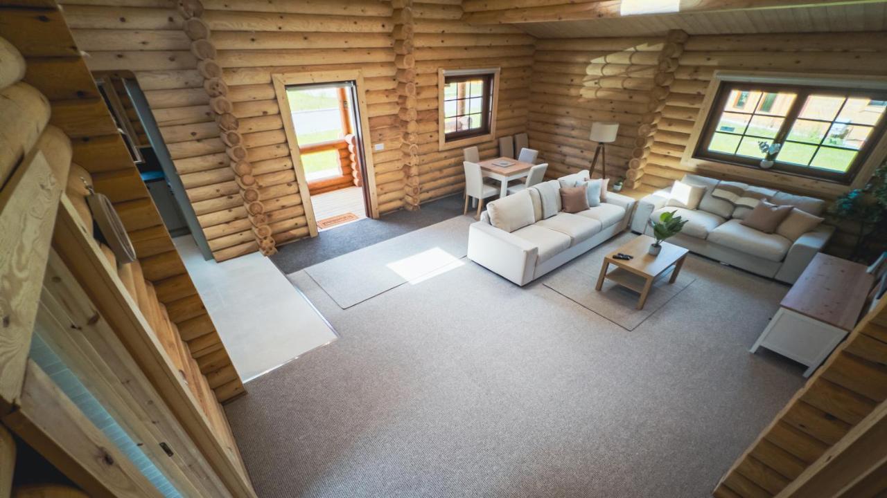 Aspen Lodge, Amazing New Log Cabin With Hot Tub - Sleeps 6 - Felmoor Park Morpeth Eksteriør bilde