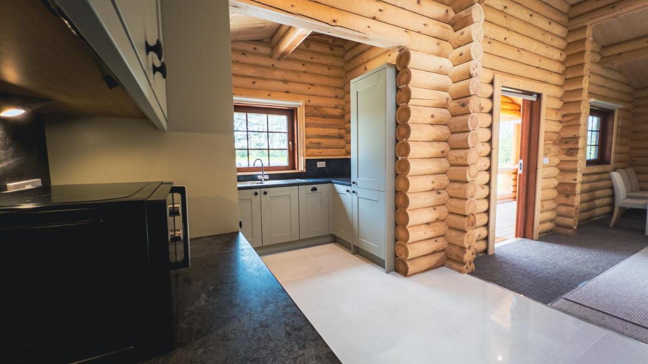 Aspen Lodge, Amazing New Log Cabin With Hot Tub - Sleeps 6 - Felmoor Park Morpeth Eksteriør bilde